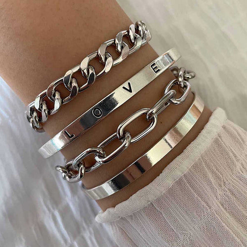 Set de pulseras Elan Mercer en oro blanco de Rose & Oliver, presentando diseño elegante y detalles sofisticados.